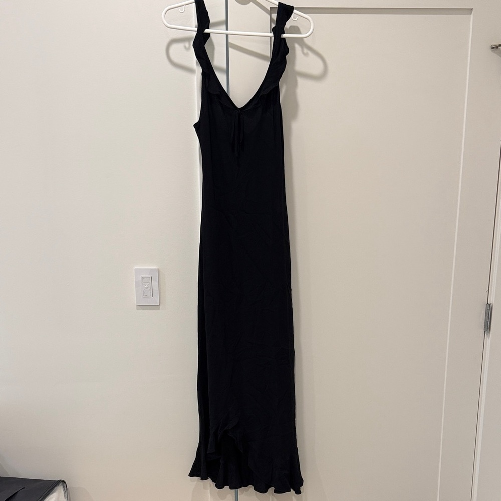 Wilfred Elegant Black Maxi Dress